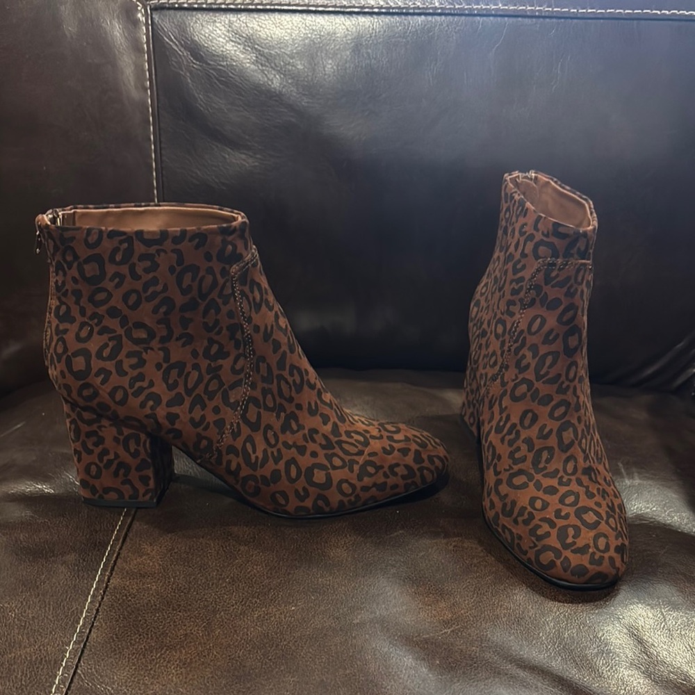 LOFT Brown Leopard Ankle Booties